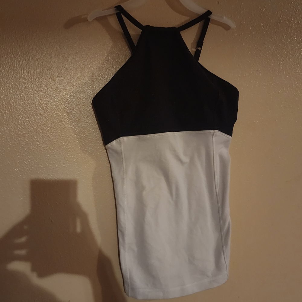 Lululemon top